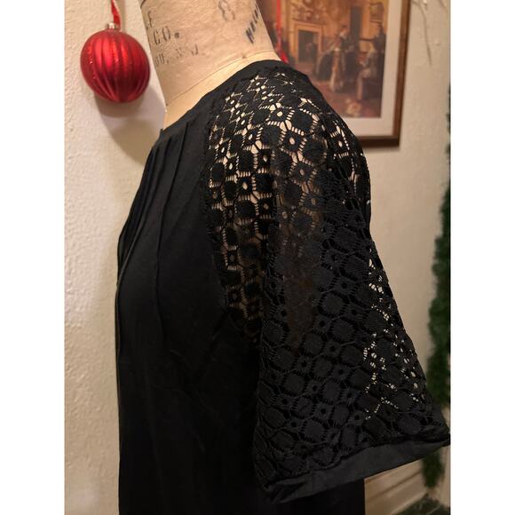 Black Short Sleeve Pleated Crew Neck Stretch Lace Sleeve Top NWT Size 3XL - Picture 5 of 9